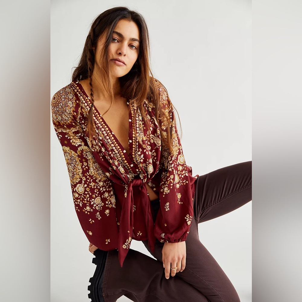 Free People Run Free Blouse Size XS. New With Tag.